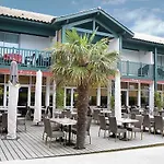 Au Domaine Du Golf Dans De Vacance Moliets-et-Maa