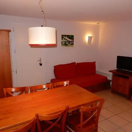 Apartment Au Domaine Du Golf Dans De Vacance